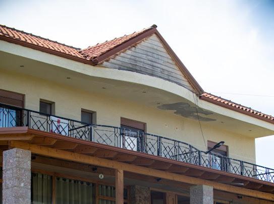Hotel Vila Shen Maria Voskopojë Exterior foto